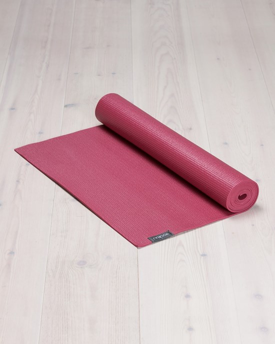 Yogamatta All-round yoga mat, 4 mm, Raspberry Red - Yogiraj